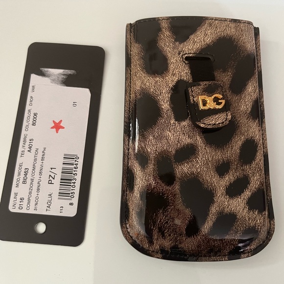 Dolce & Gabbana Accessories - 🔥SOLD🔥Dolce & Gabbana Card Case NWTs